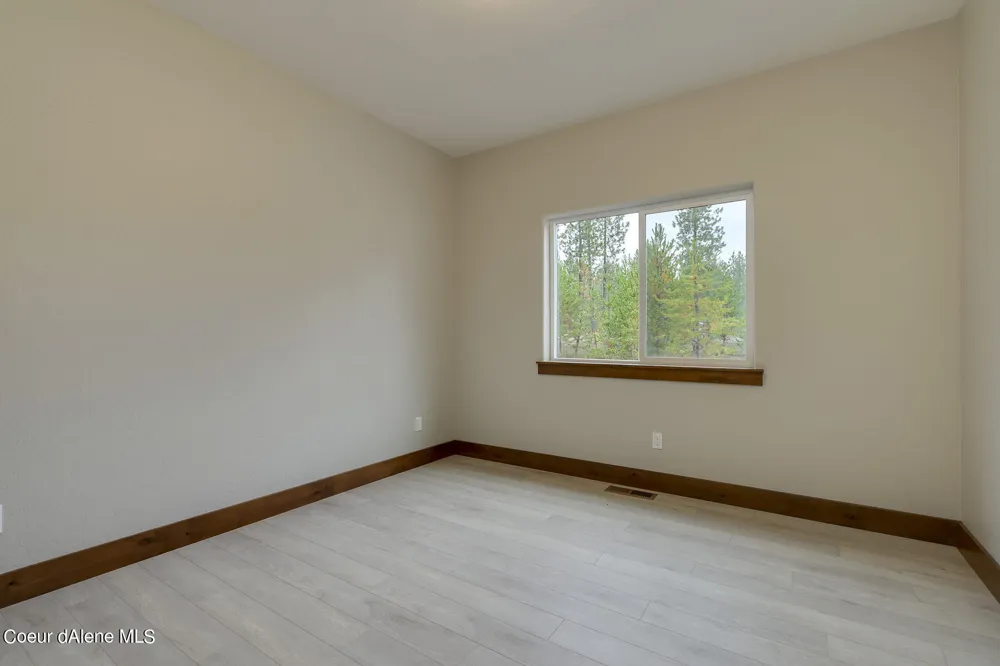 L1B8 Eclipse Road Rathdrum, ID 83858