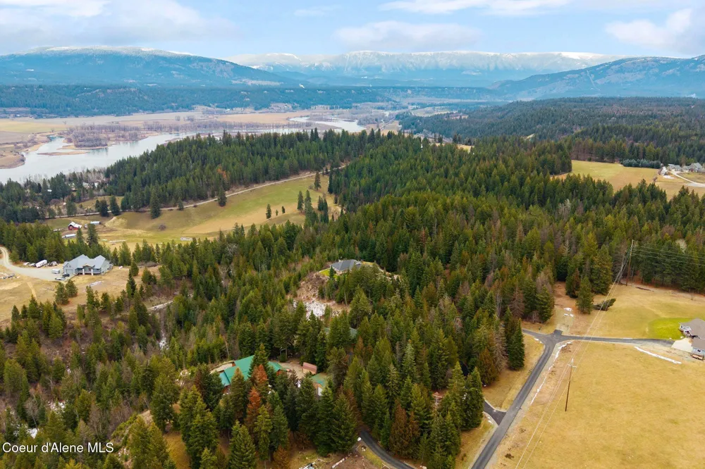 193 Cottage Lane Bonners Ferry, ID 83805