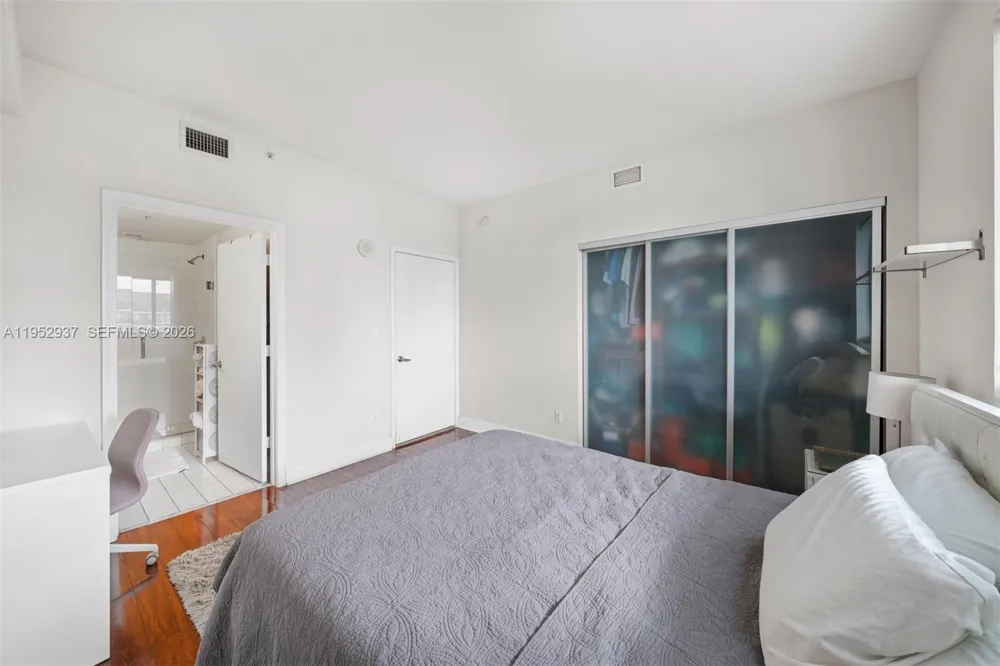 601 NE 36th St #1704 Miami, FL 33137