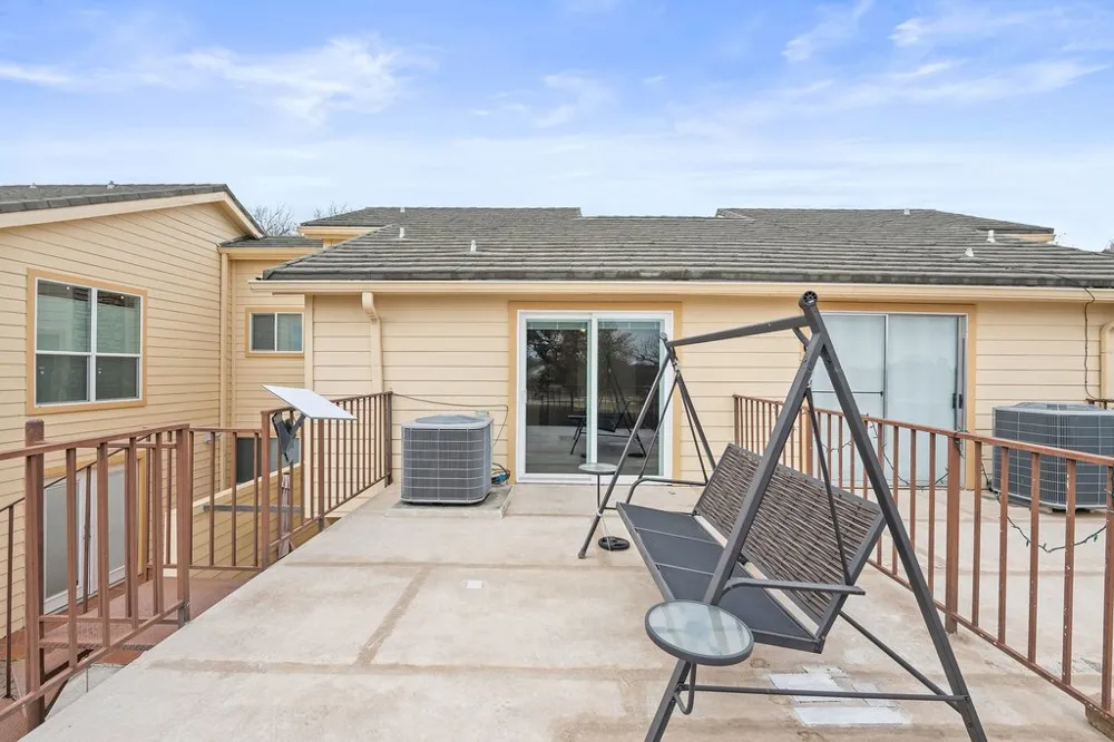 1201 Hi Stirrup #104 Horseshoe Bay, TX 78657