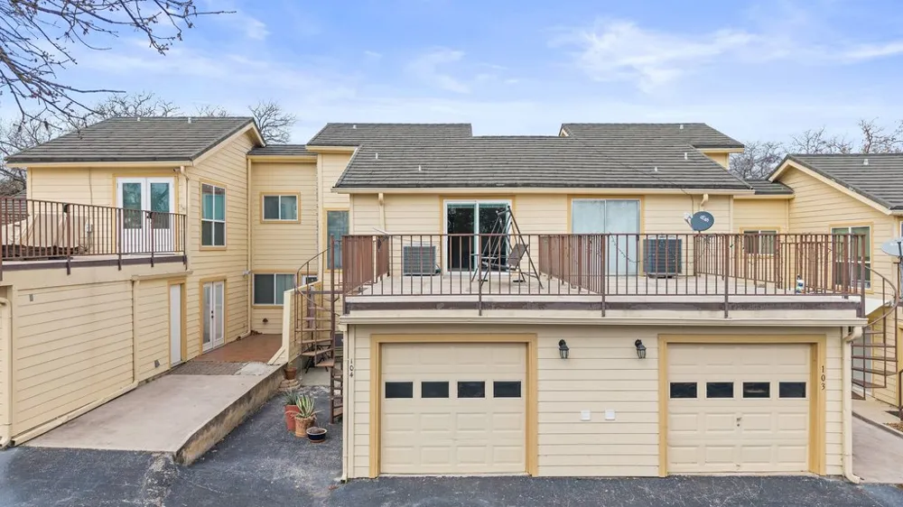 1201 Hi Stirrup #104 Horseshoe Bay, TX 78657