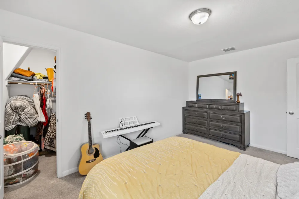 189 Durian Loop Buda, TX 78610