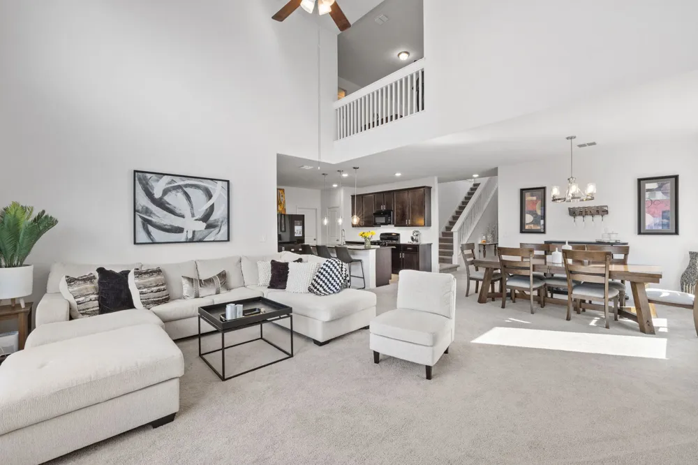 189 Durian Loop Buda, TX 78610