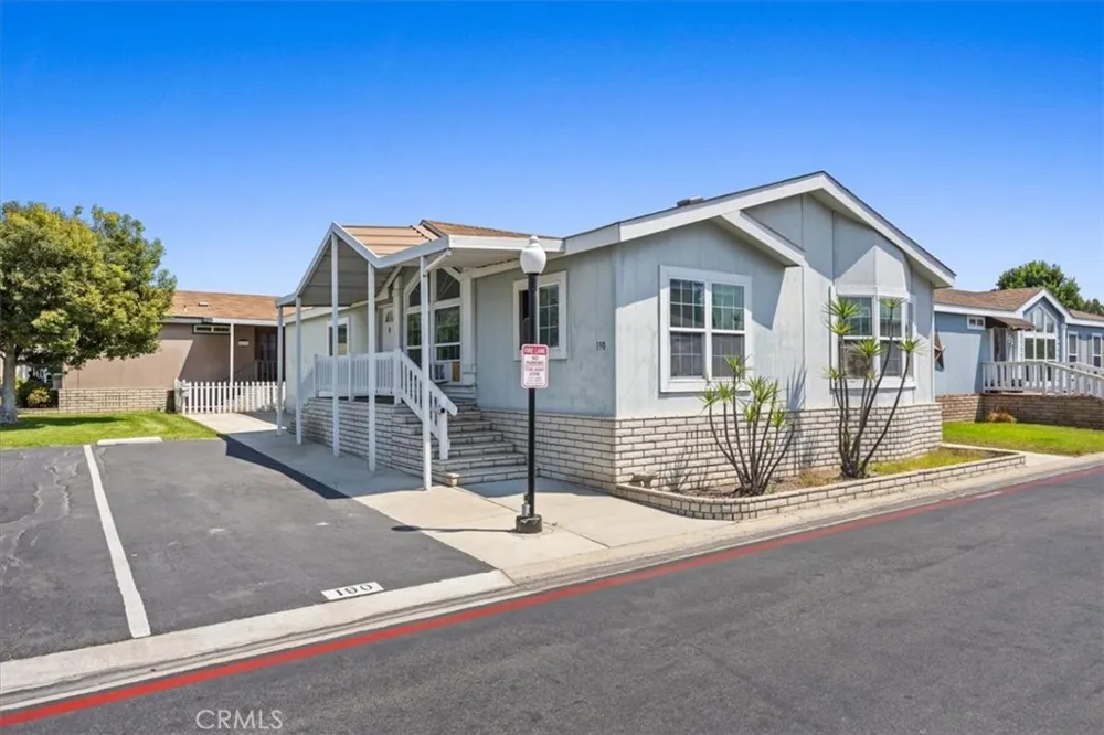 5815 E La Palma #190