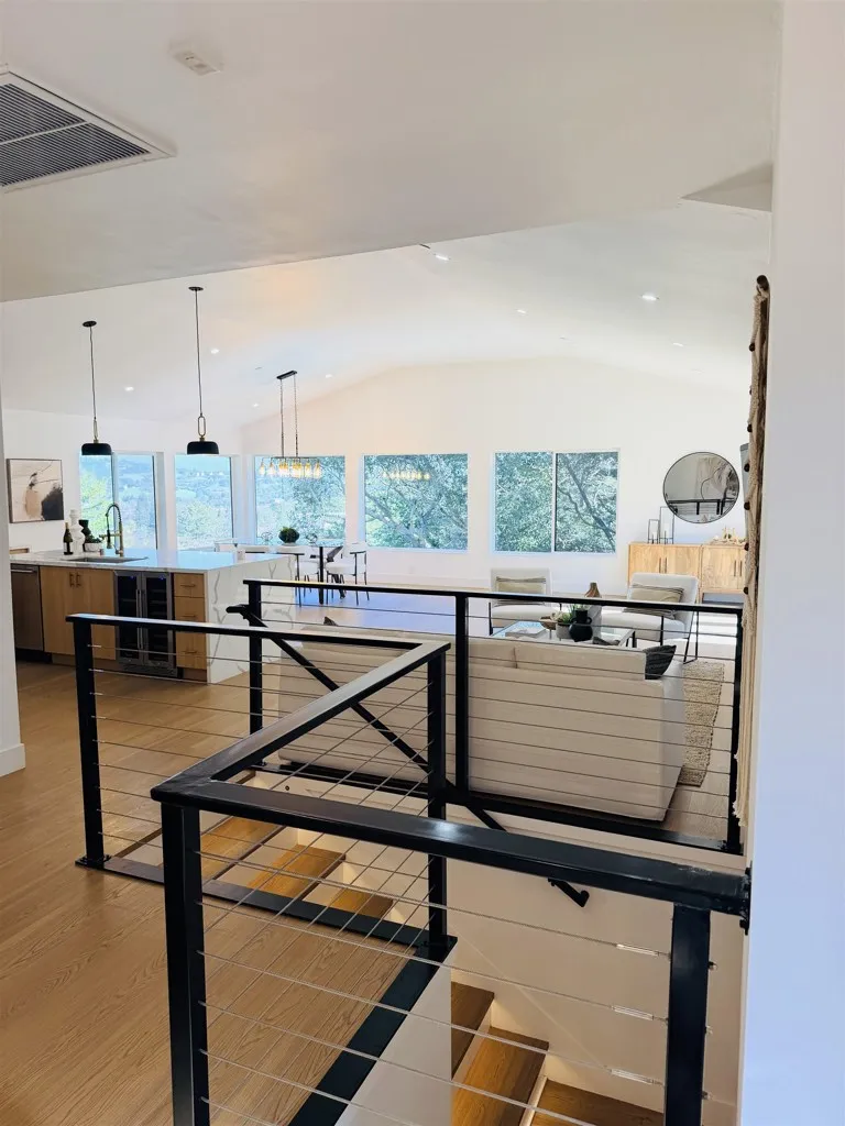 612 Canyon Rd Novato, CA 94947