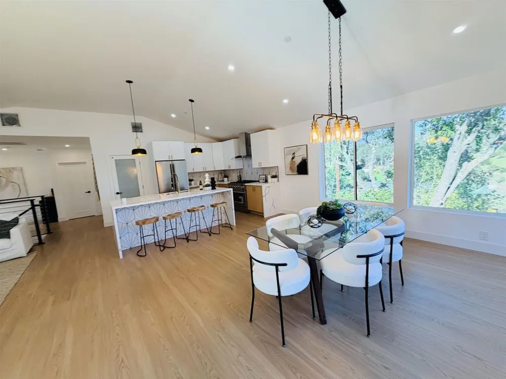 612 Canyon Rd Novato, CA 94947