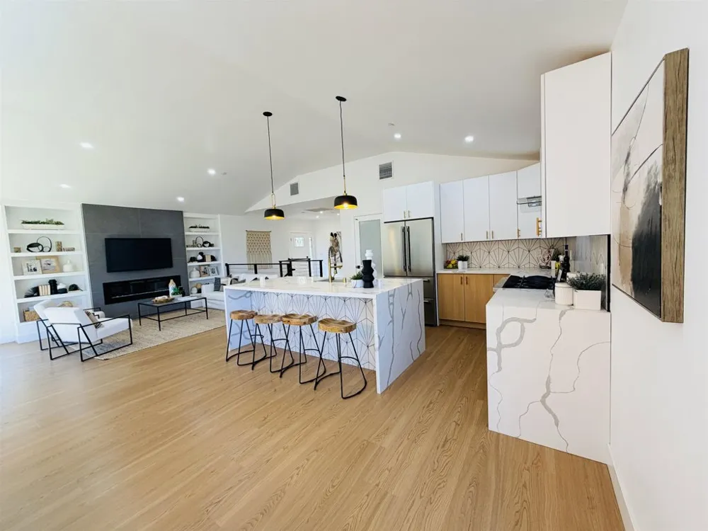 612 Canyon Rd Novato, CA 94947