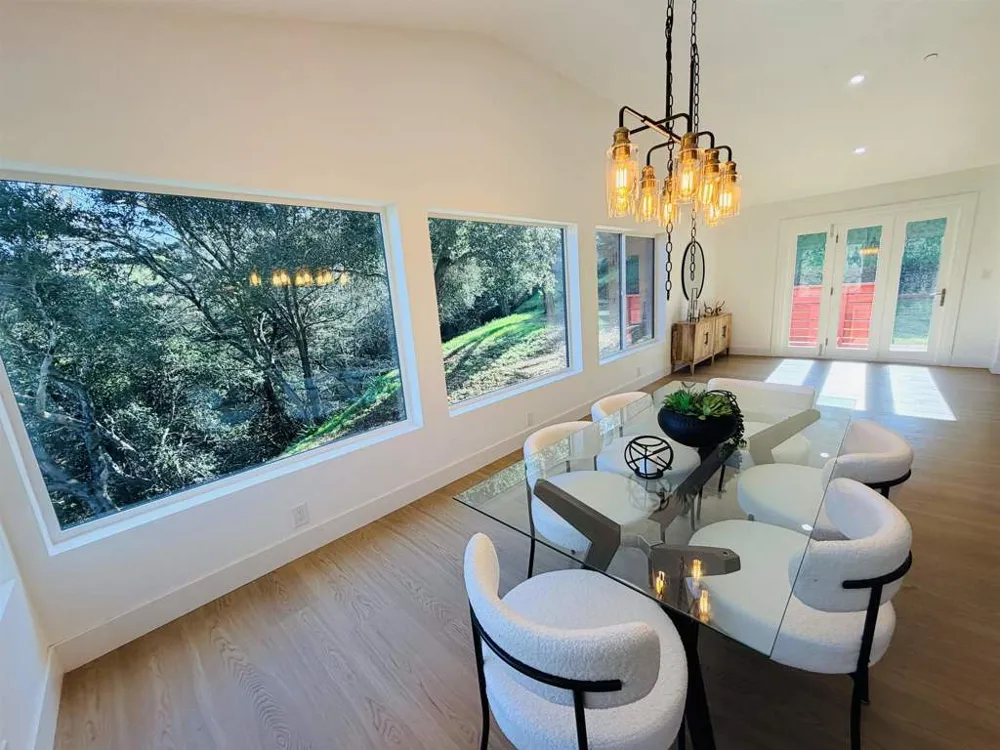 612 Canyon Rd Novato, CA 94947