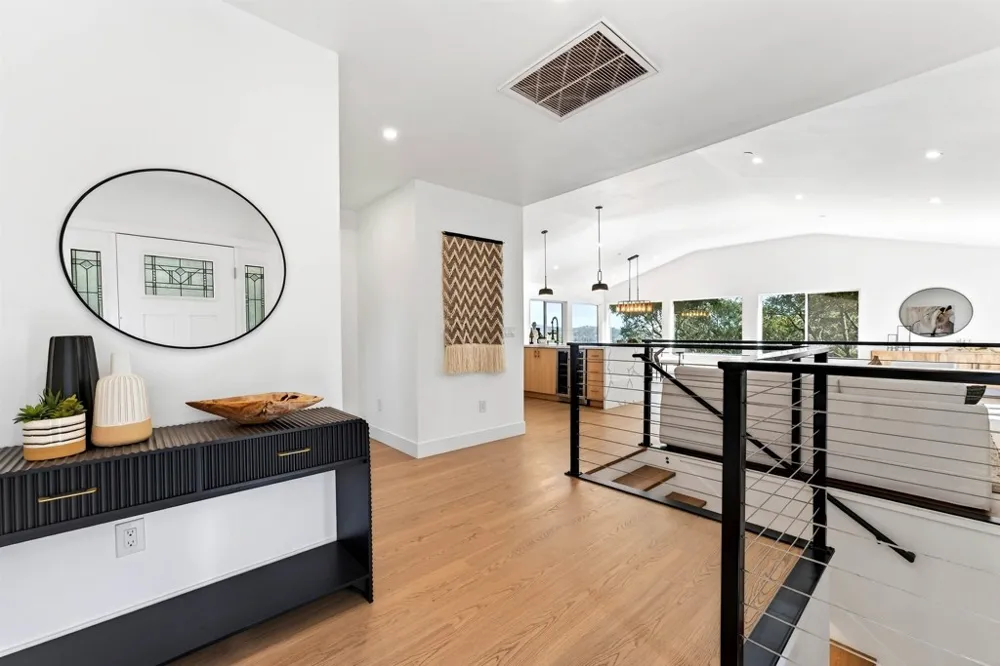 612 Canyon Rd Novato, CA 94947