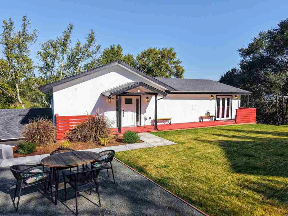 612 Canyon Rd Novato, CA 94947