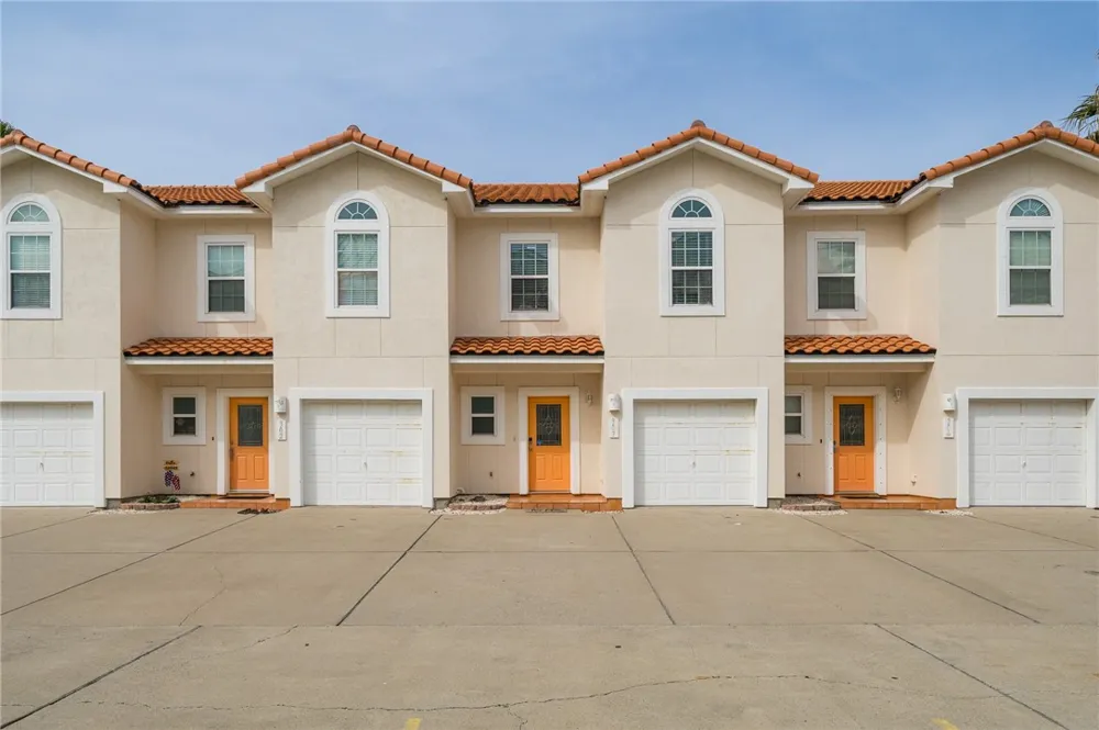 14878 Granada Dr Drive #303 Corpus Christi, TX 78418