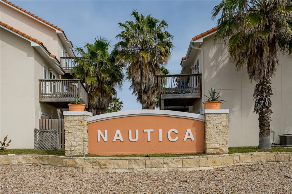 14878 Granada Dr Drive #303 Corpus Christi, TX 78418