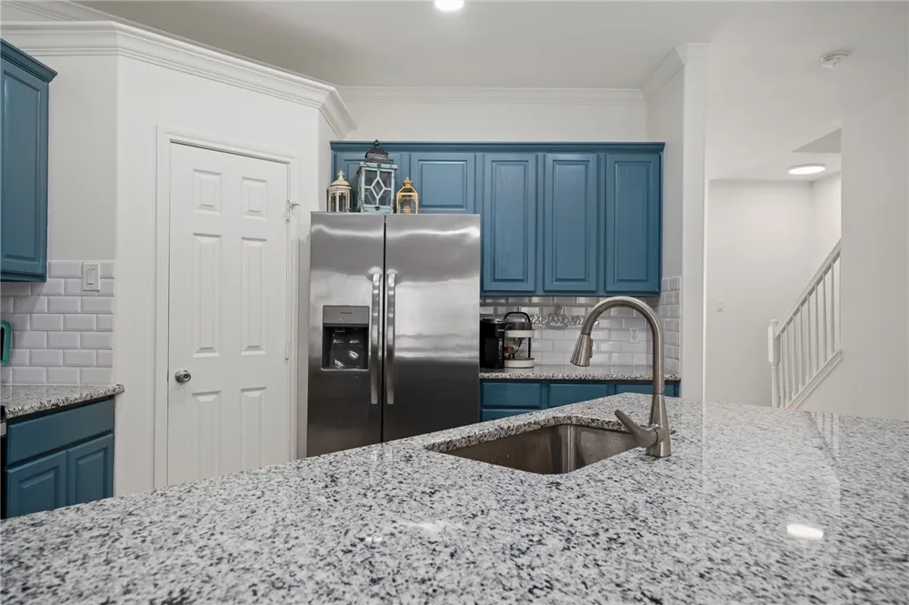 14878 Granada Dr Drive #303 Corpus Christi, TX 78418
