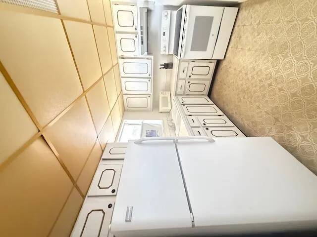 321 Lake Evelyn Drive