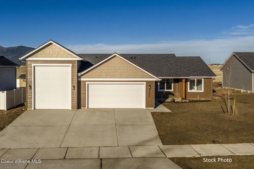 12018 LENNON LANE Rathdrum, ID 83858