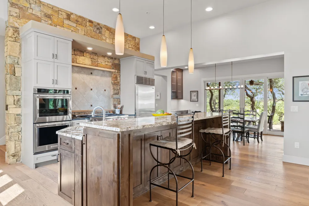 11400 Crumley Ranch Road Austin, TX 78738