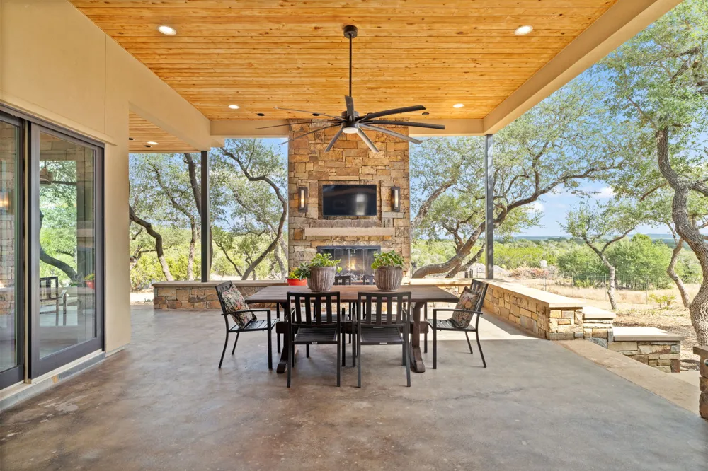 11400 Crumley Ranch Road Austin, TX 78738