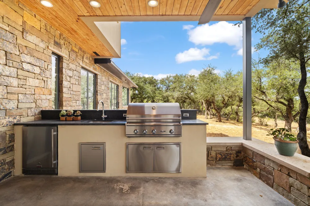 11400 Crumley Ranch Road Austin, TX 78738