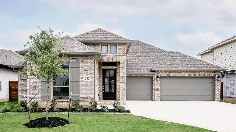 242 Melody Road Lockhart, TX 78644