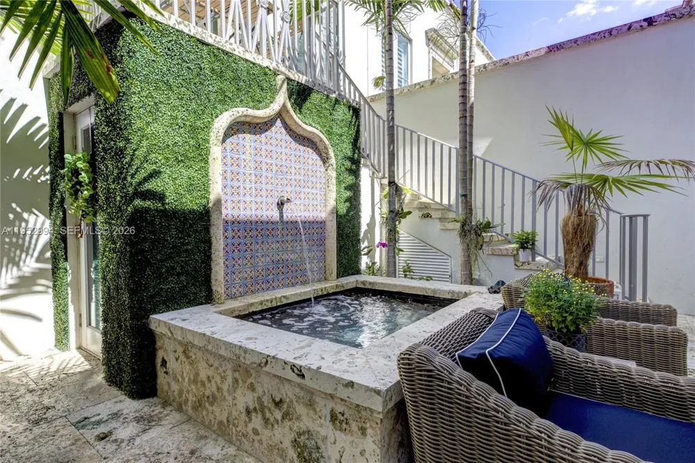 641 Almeria Ave Coral Gables, FL 33134