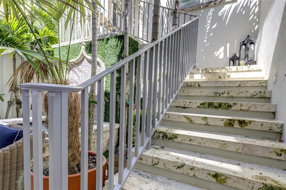 641 Almeria Ave Coral Gables, FL 33134