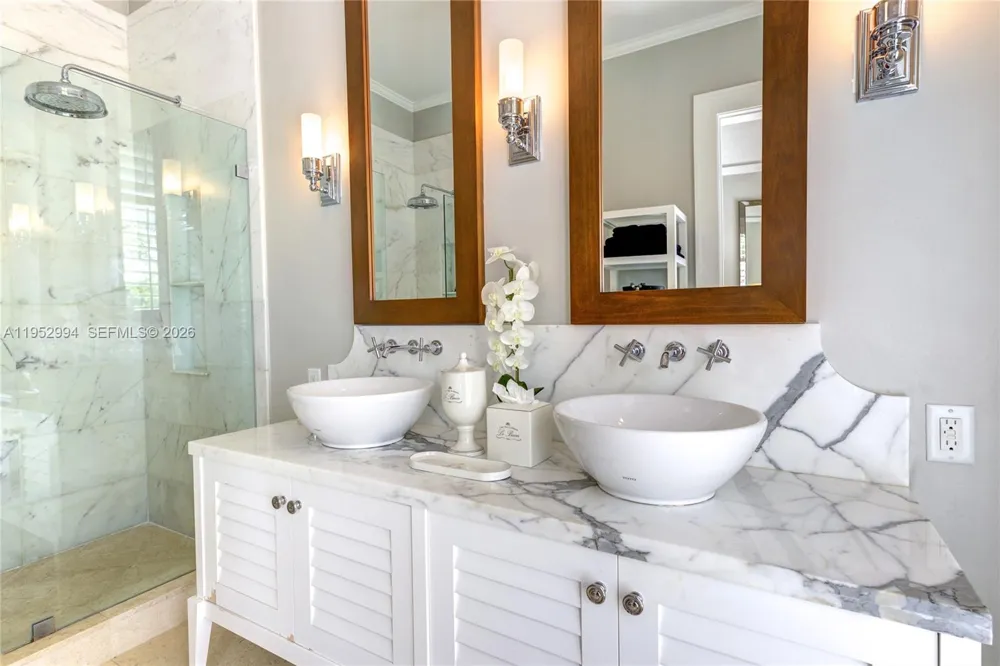 641 Almeria Ave Coral Gables, FL 33134