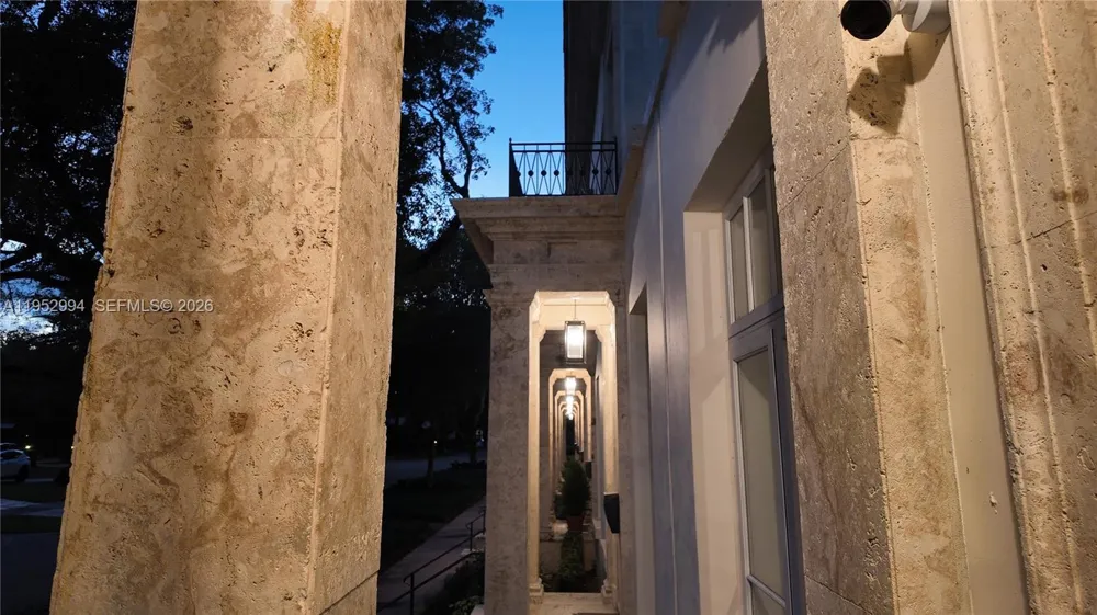 641 Almeria Ave Coral Gables, FL 33134
