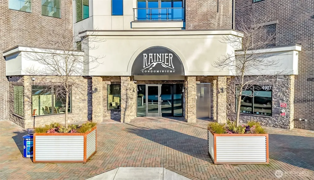 4907 Main Street #521