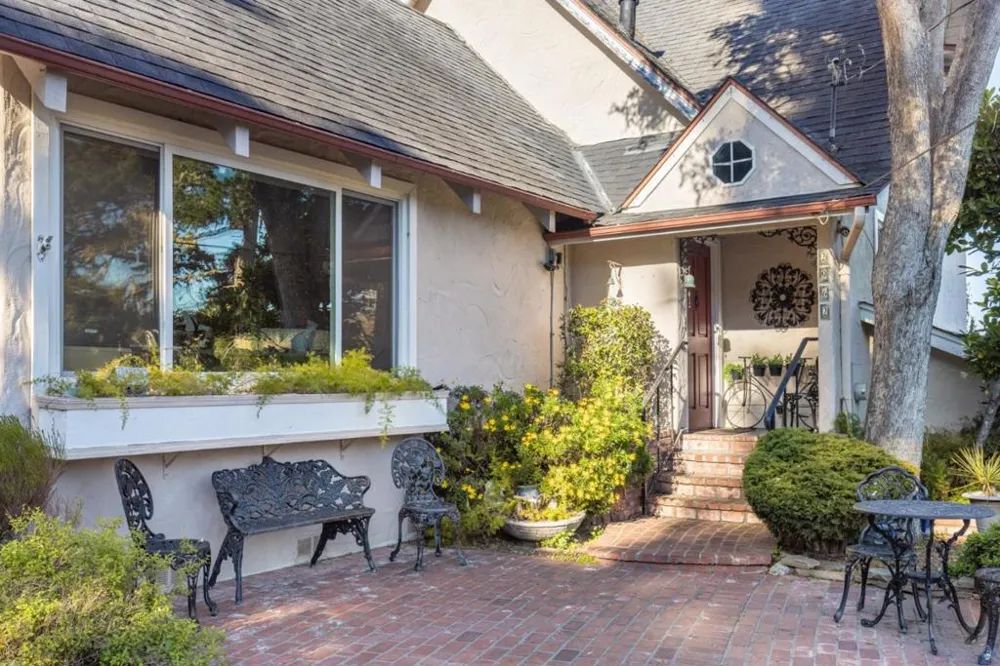 2962 Club Road Pebble Beach, CA 93953