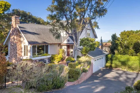 2962 Club Road
