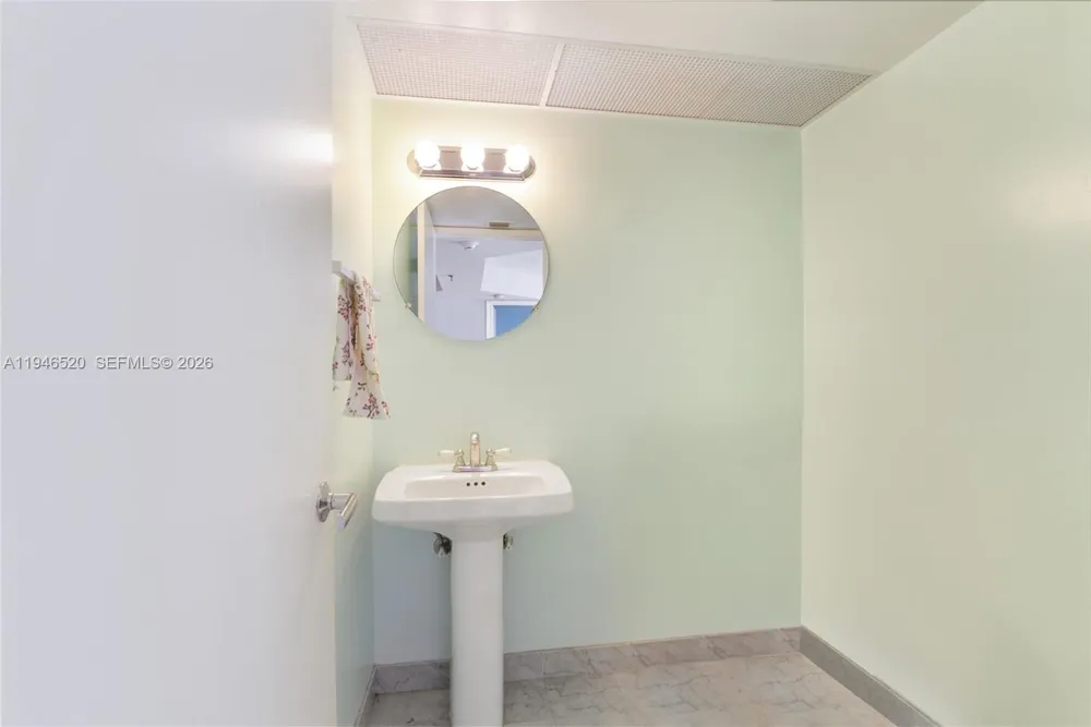 9341 Collins Ave #903 Surfside, FL 33154