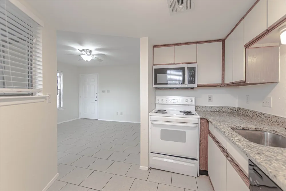 2500 Burleson Road #601 Austin, TX 78741