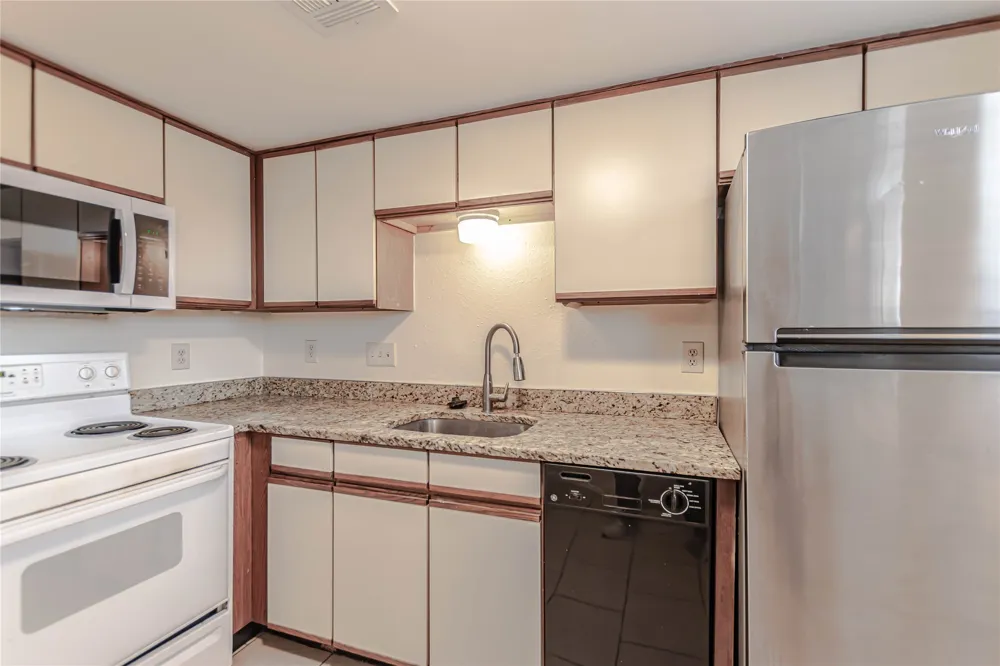 2500 Burleson Road #601 Austin, TX 78741