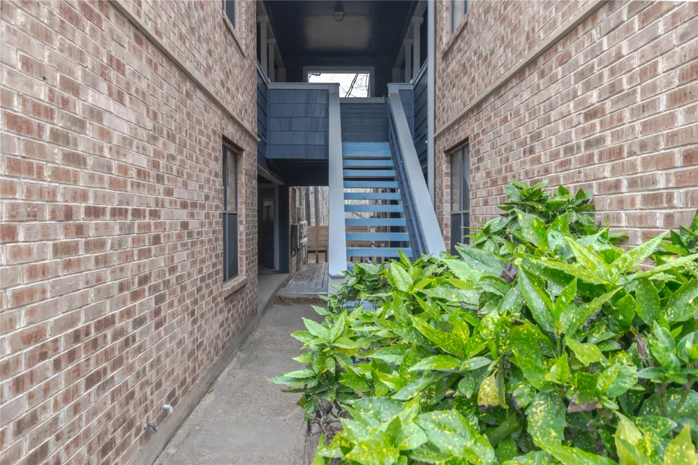 2500 Burleson Road #601 Austin, TX 78741