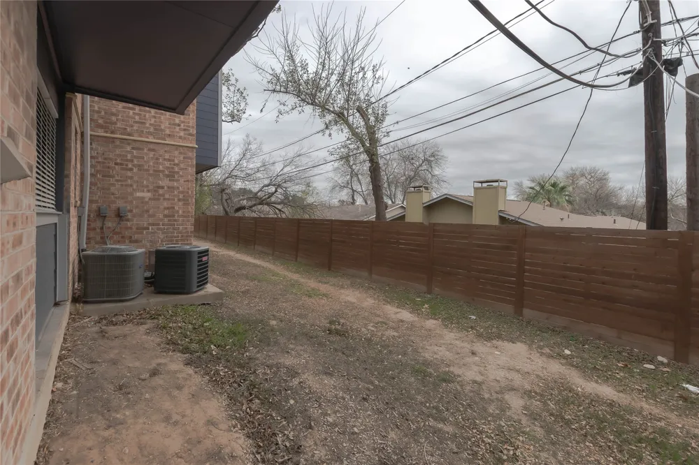 2500 Burleson Road #601 Austin, TX 78741