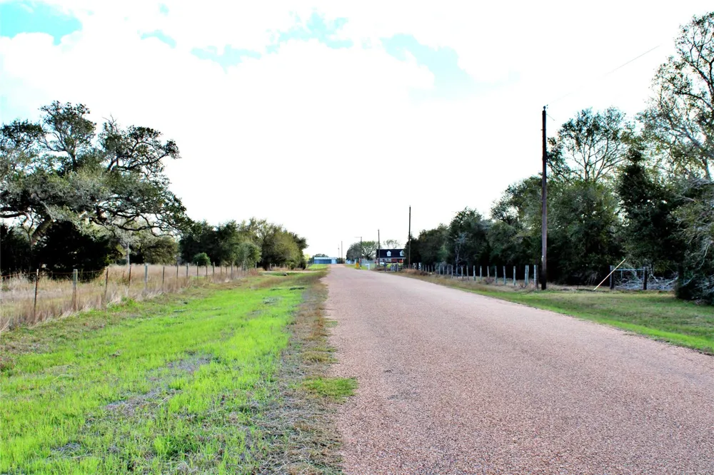 Kearney Drive Columbus, TX 78934