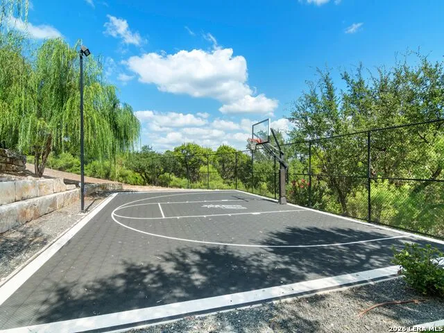 23 Grand Terrace San Antonio, TX 78257