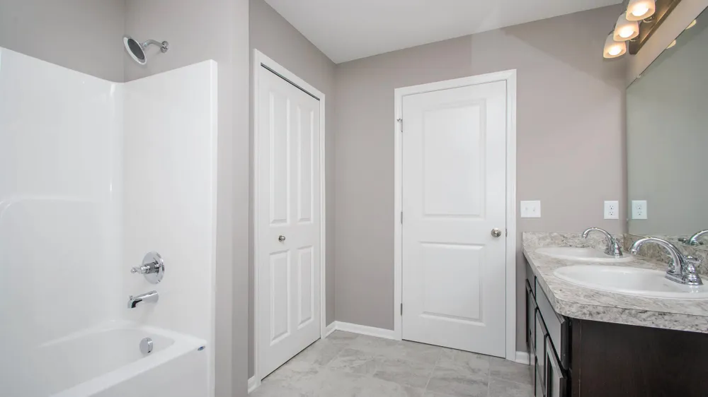 5092 Rutland Drive #71 York Charter Township, MI 48176