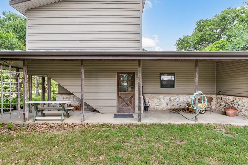 907 Horace Howard Drive San Marcos, TX 78666