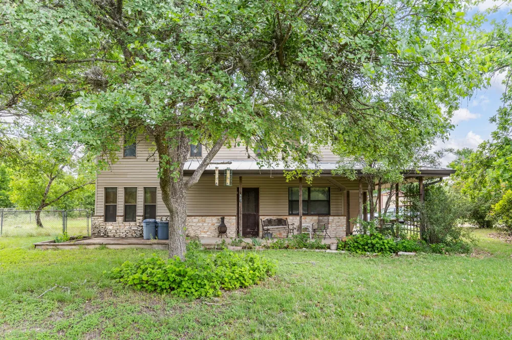 907 Horace Howard Drive San Marcos, TX 78666