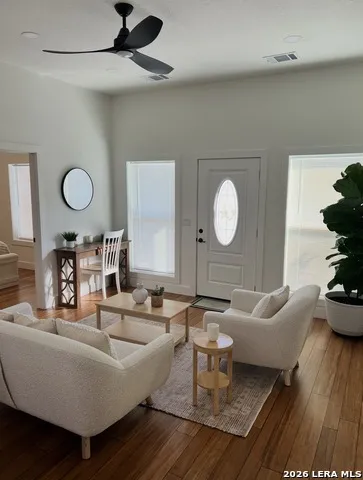 708 Taylor Dr Horseshoe Bay, TX 78657