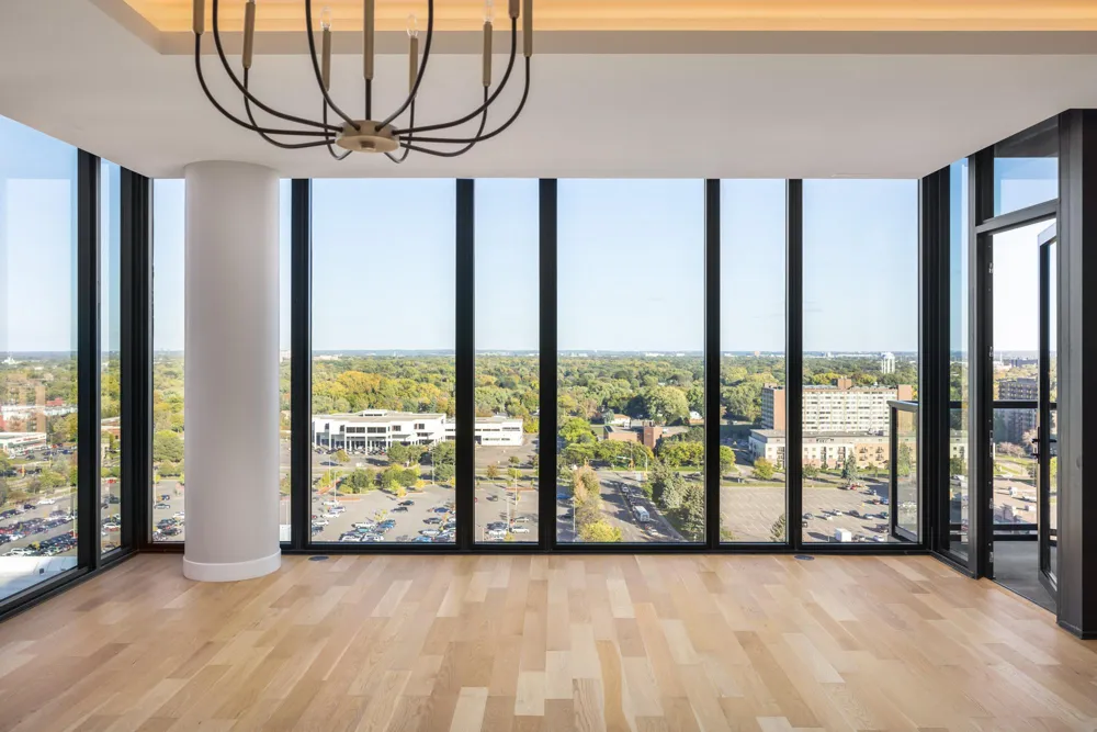 3650 Hazelton Road #413 Edina, MN 55435