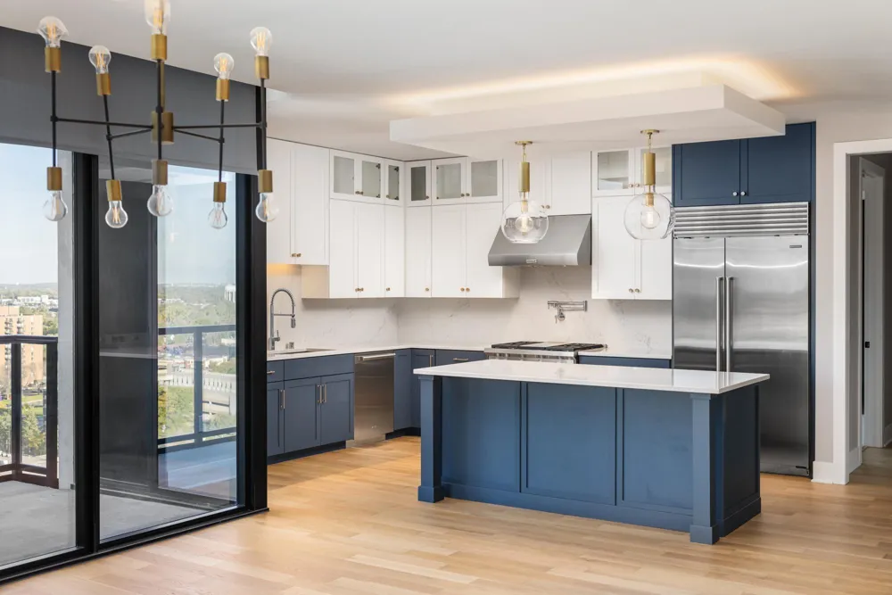3650 Hazelton Road #413 Edina, MN 55435