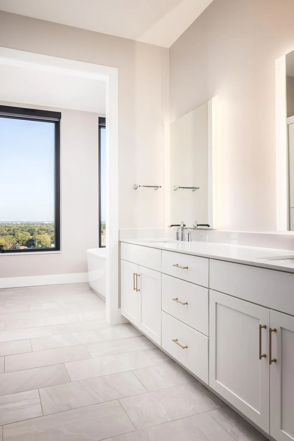 3650 Hazelton Road #413 Edina, MN 55435