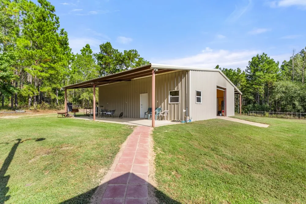 5379 CR 385 Tyler, TX 75708