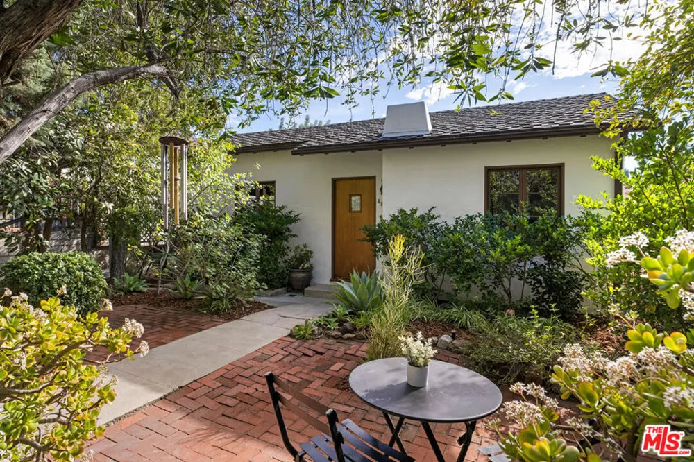 1506 Linda Rosa Avenue