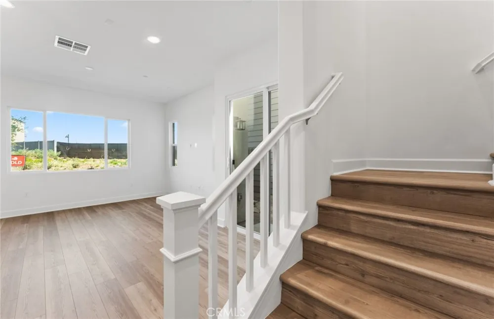 760 Gadwall Irvine, CA 92618