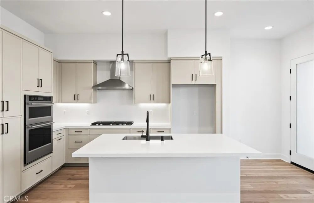 760 Gadwall Irvine, CA 92618