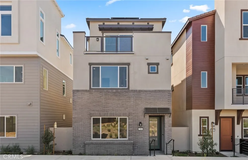 760 Gadwall Irvine, CA 92618