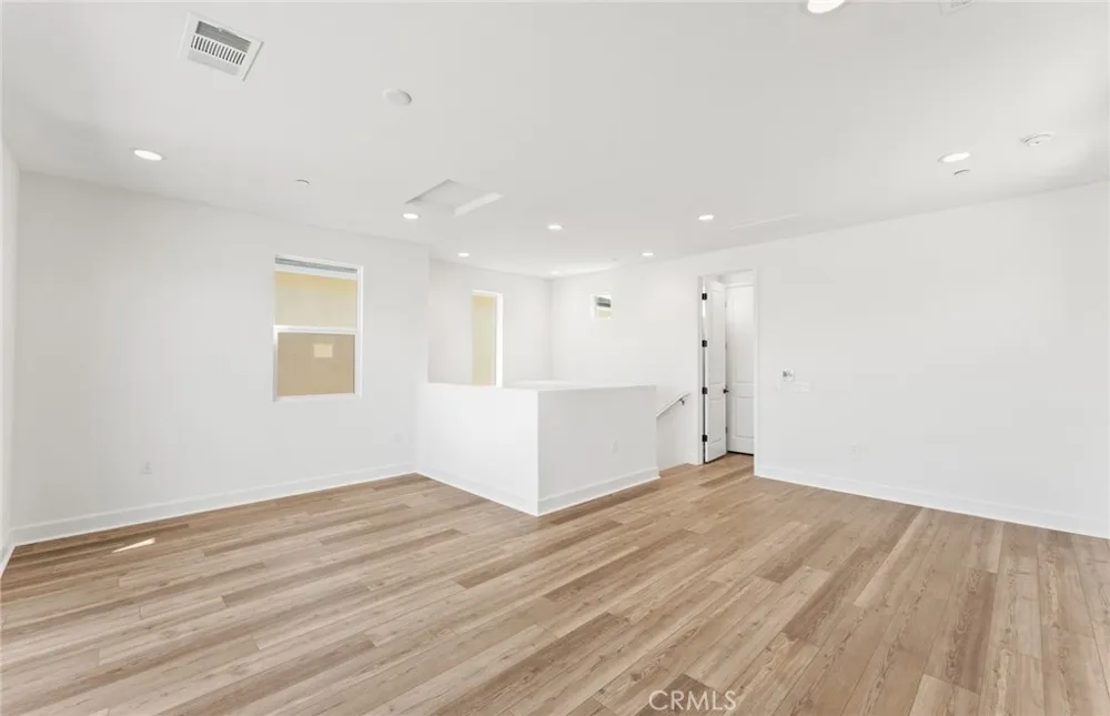 760 Gadwall Irvine, CA 92618